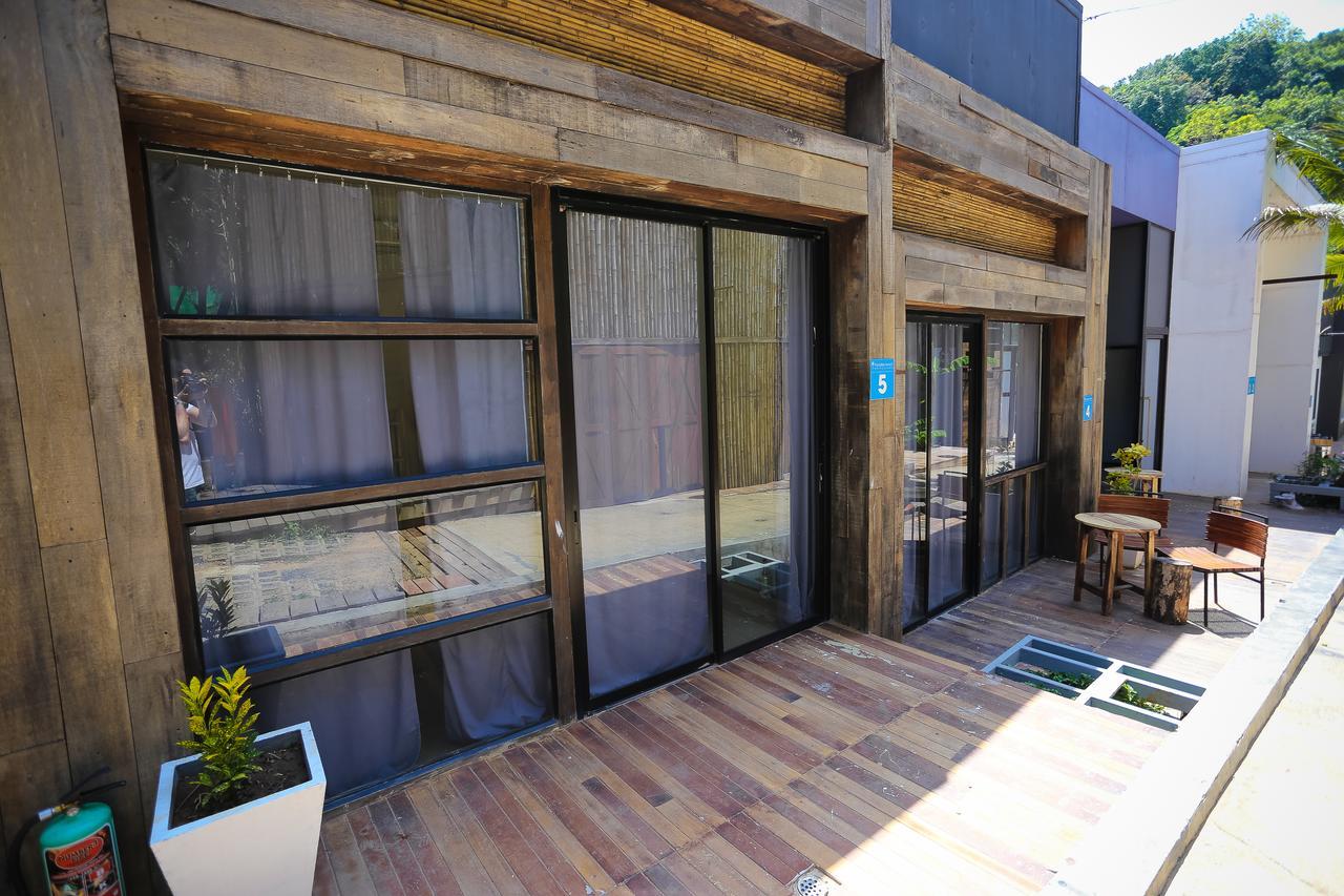Paradise Beach Backpackers Hostel Patong Экстерьер фото